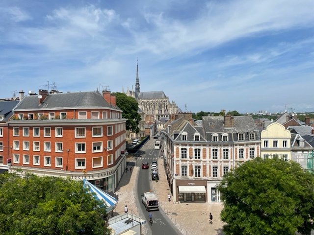 Immo80 – L'immobilier à Amiens et dans la Somme-AMIENS COEUR DE VILLE : TRES BEL APPARTEMENT DE  69.13 m2 entièrement refait à neuf