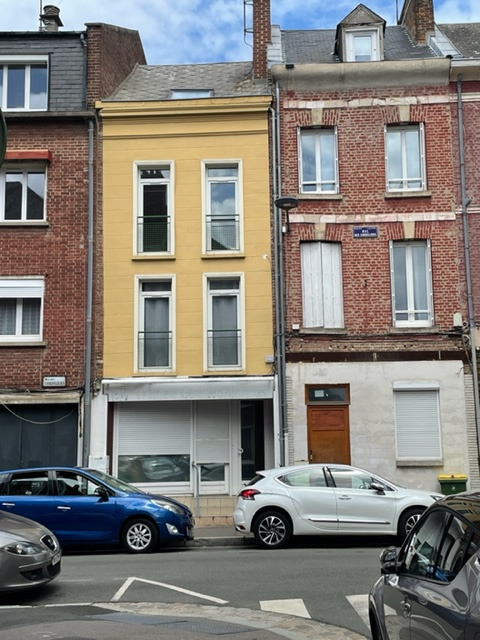 Immo80 – L'immobilier à Amiens et dans la Somme-INVESTISSEUR OU ETUDIANT : APPARTEMENT PROXIMITE HOTEL DE VILLE (DANS RUE TRES CALME)
