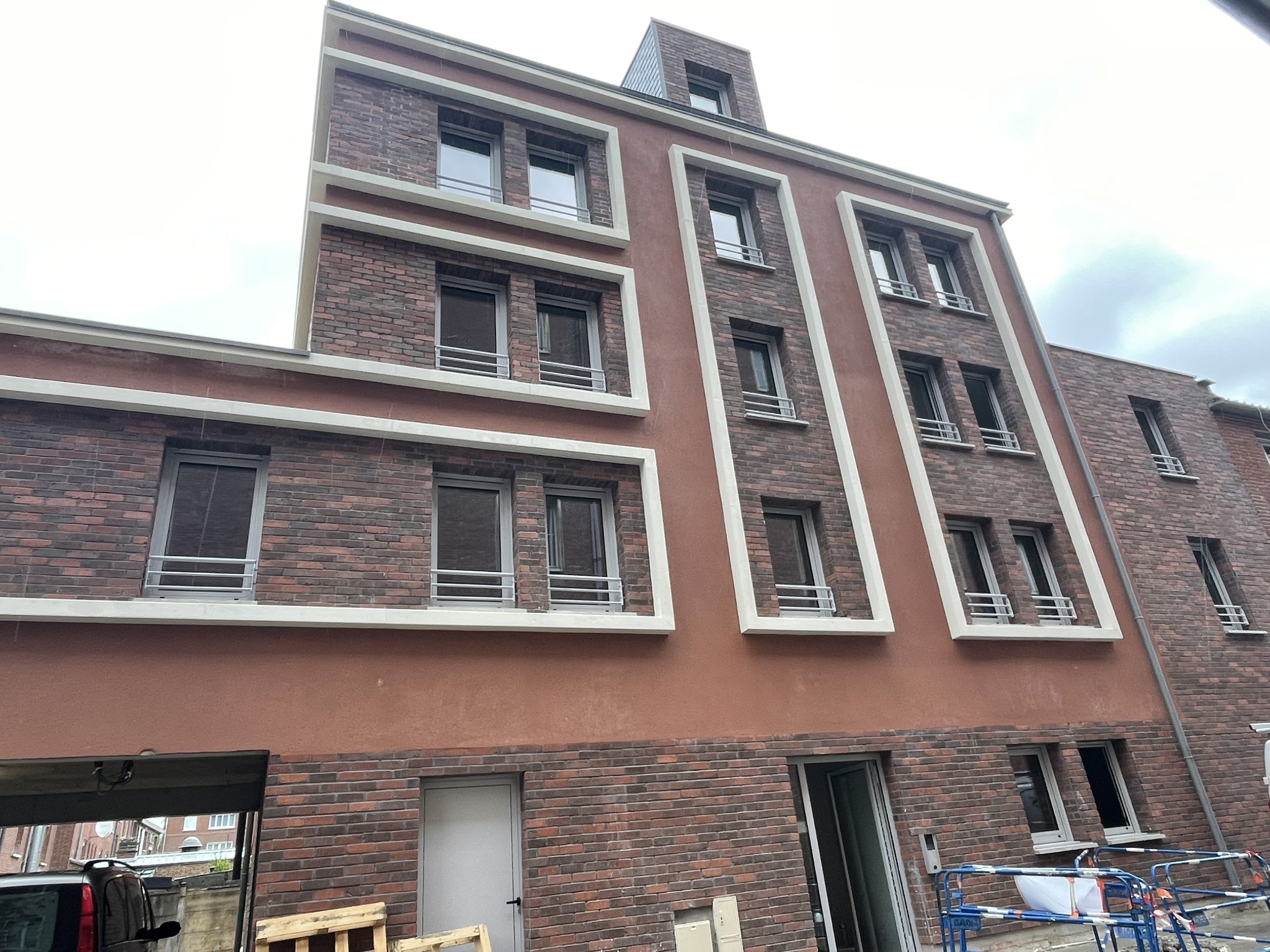Immo80 – L'immobilier à Amiens et dans la Somme-AMIENS PLEIN CENTRE VILLE – RUE DES LOUVELS : BEL APPARTEMENT T1 NEUF avec grande terrasse
