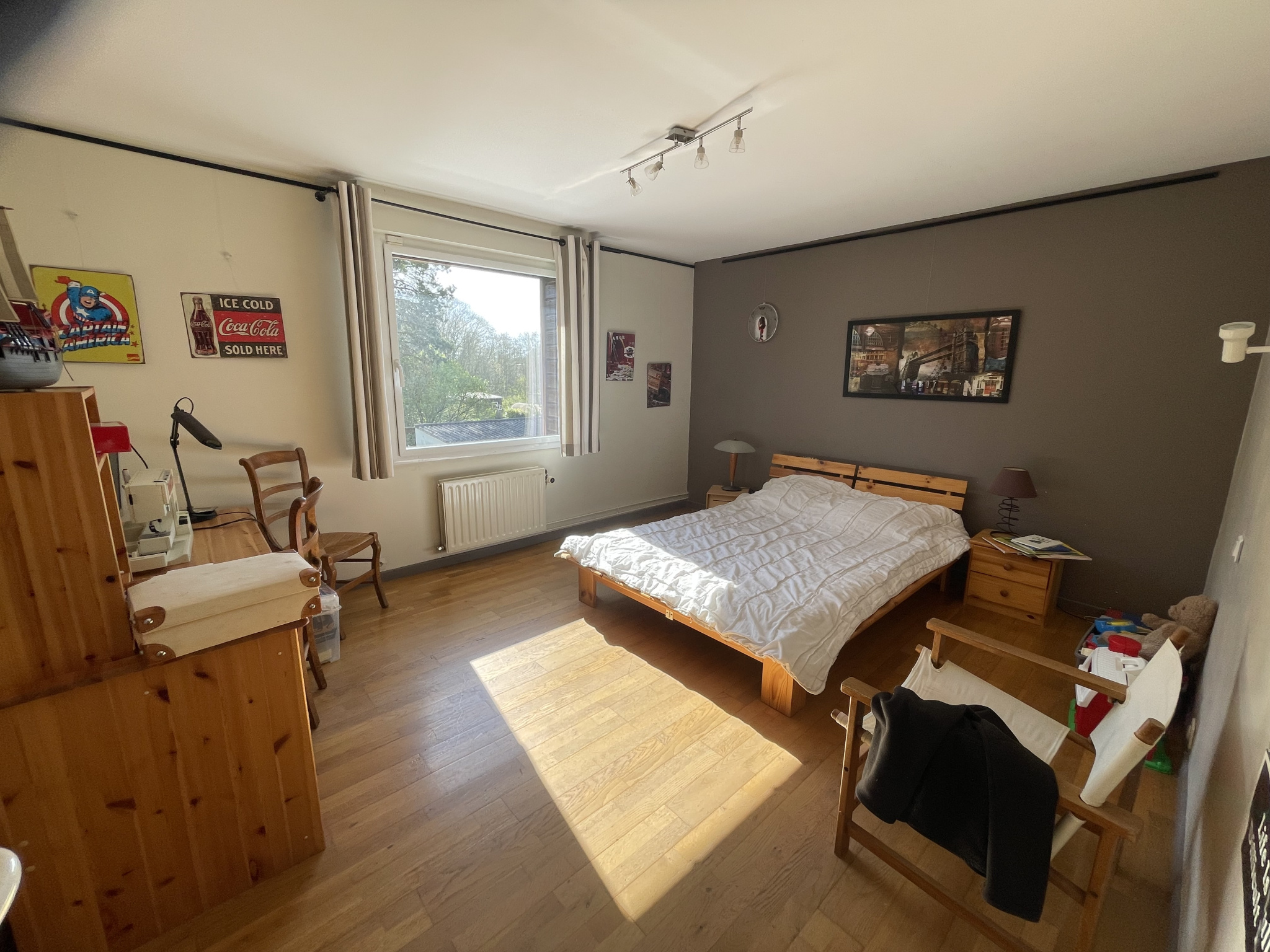 Immo80 – L'immobilier à Amiens et dans la Somme-COMMUNE DE SALOUEL : TRES JOLI PAVILLON de 217 m2 avec garage double et grand jardin clos et arboré