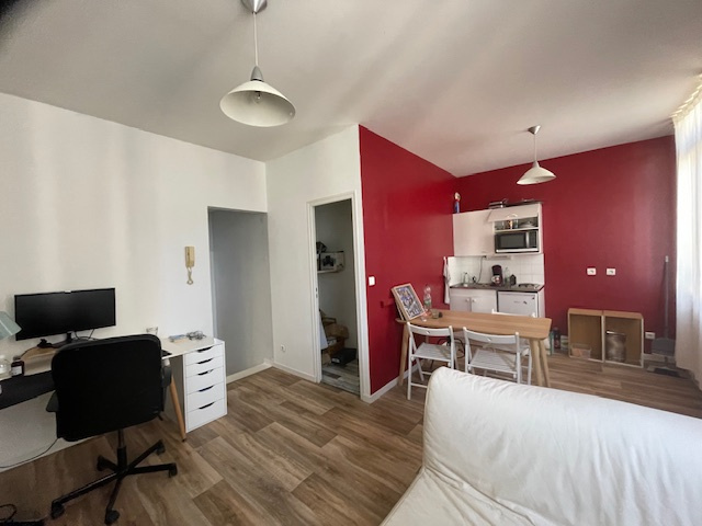 Immo80 – L'immobilier à Amiens et dans la Somme-BEL APPARTEMENT F2 DE 31,15M2 : PROCHE CENTRE VILLE, GARE, CITE SCOLAIRE