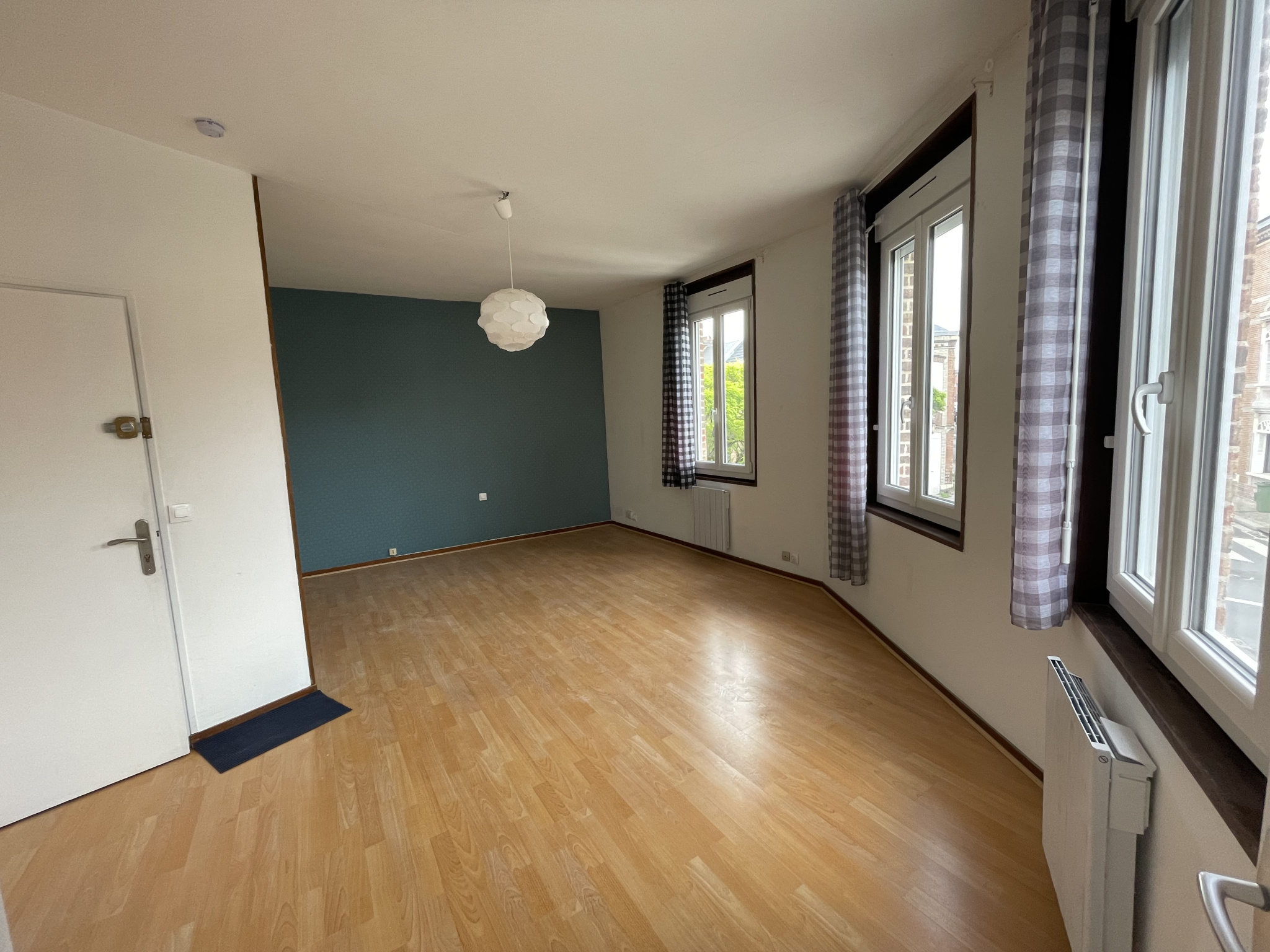 Immo80 – L'immobilier à Amiens et dans la Somme-AMIENS – SECTEUR ROUTE D ABBEVILLE : TRES BEL APPARTEMENT T1