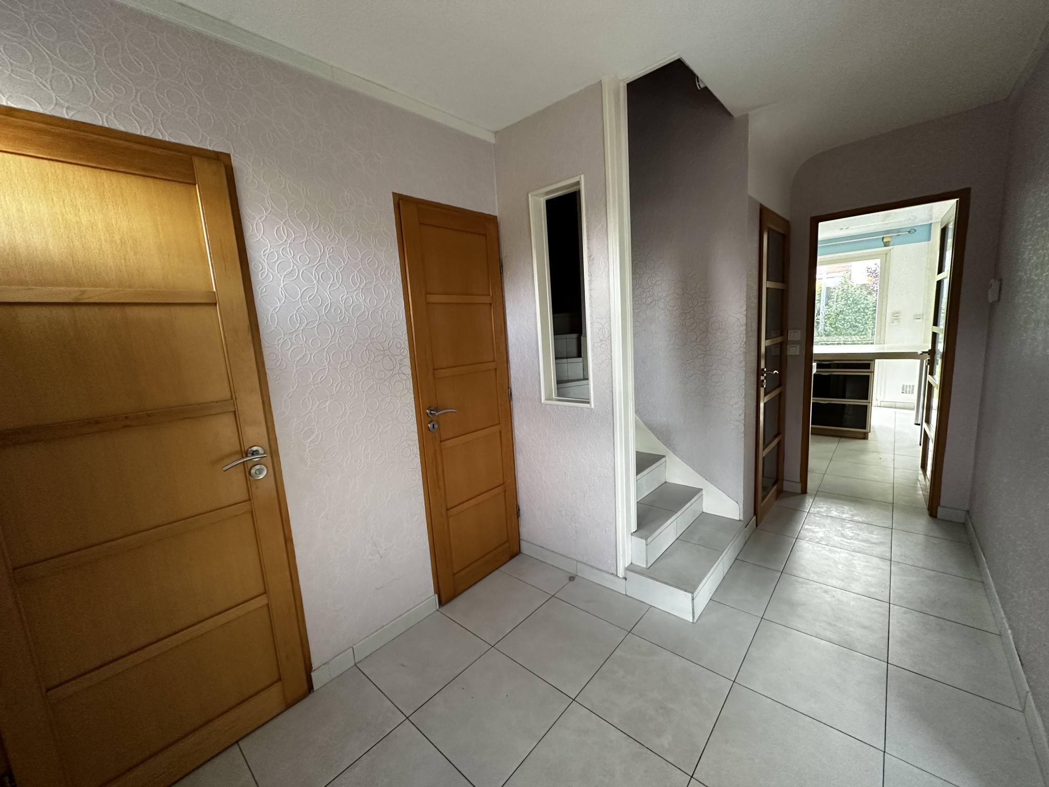 Immo80 – L'immobilier à Amiens et dans la Somme-AMIENS QUARTIER ST PIERRE : PAVILLON JUMELE AVEC JARDIN, GARAGE et CAVE COMPLETE