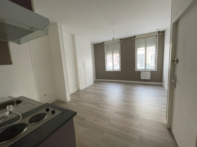 Immo80 – L'immobilier à Amiens et dans la Somme-AMIENS LA HOTOIE : Très bel appartement F1 de 26 m2 en Rdc