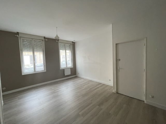 Immo80 – L'immobilier à Amiens et dans la Somme-AMIENS LA HOTOIE : Très bel appartement F1 de 26 m2 en Rdc