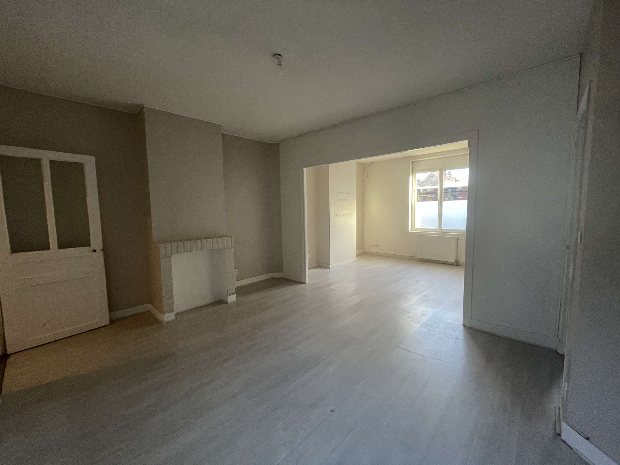 Immo80 – L'immobilier à Amiens et dans la Somme-AMIENS SECTEUR BOULEVARD DE BEAUVILLE : AMIENOISE T4 de  101m2 avec cour