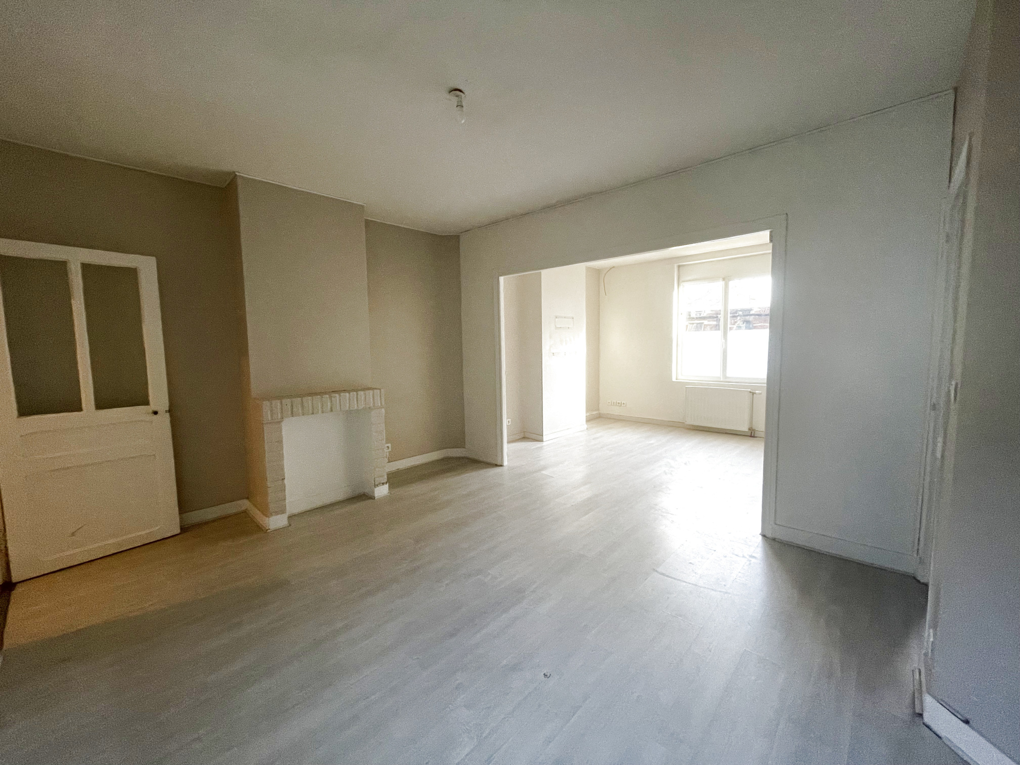 Immo80 – L'immobilier à Amiens et dans la Somme-AMIENS SECTEUR BOULEVARD DE BEAUVILLE : AMIENOISE T4 de 101m2 avec cour