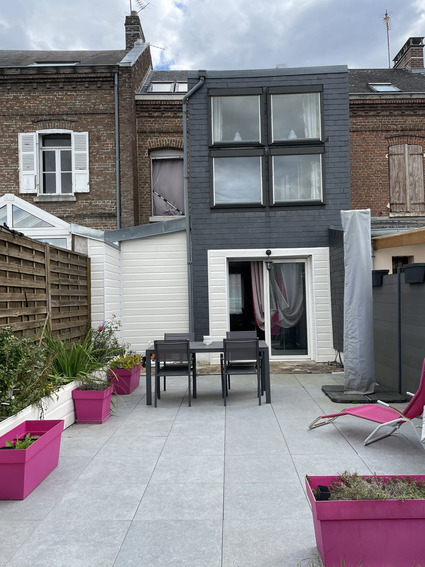 Immo80 – L'immobilier à Amiens et dans la Somme-AMIENS – secteur Avenue de la Défense Passive : JOLIE MAISON AMIENOISE avec grand jardin