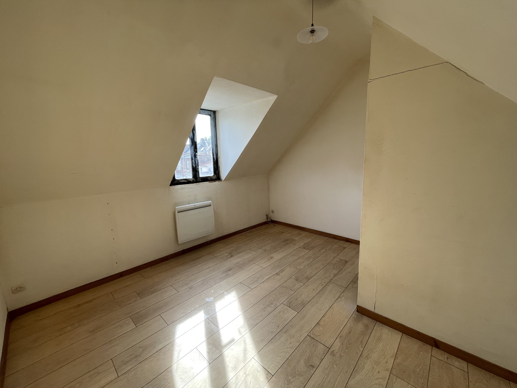 Immo80 – L'immobilier à Amiens et dans la Somme-ZEXCLUSIVITE  –  AMIENS ST PIERRE  : MAISON T2  de 30.35 m2 avec travaux