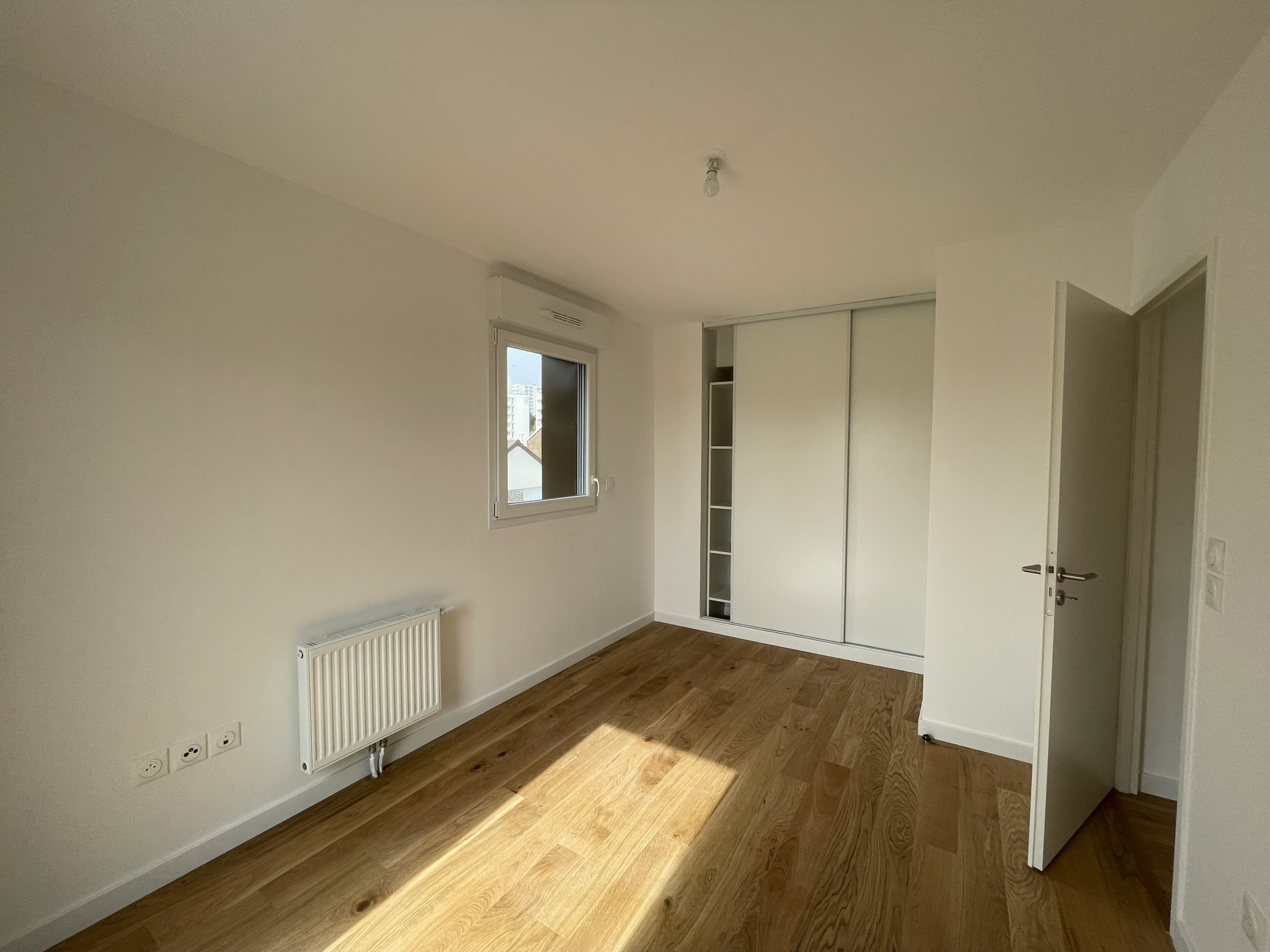 Immo80 – L'immobilier à Amiens et dans la Somme-AMIENS ST PIERRE : APPARTEMENT T3 NEUF AVEC TERRASSE ET PARKING