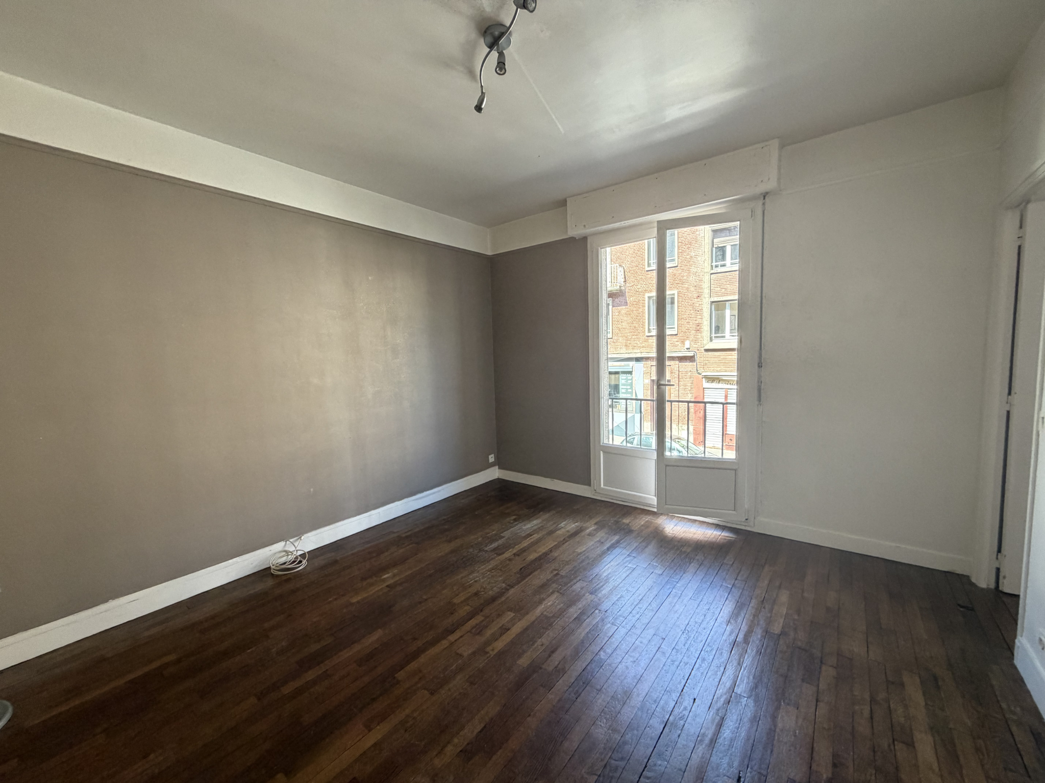 Immo80 – L'immobilier à Amiens et dans la Somme-AMIENS CENTRE VILLE : appartement T2  de 44,30 m2 avec Cave