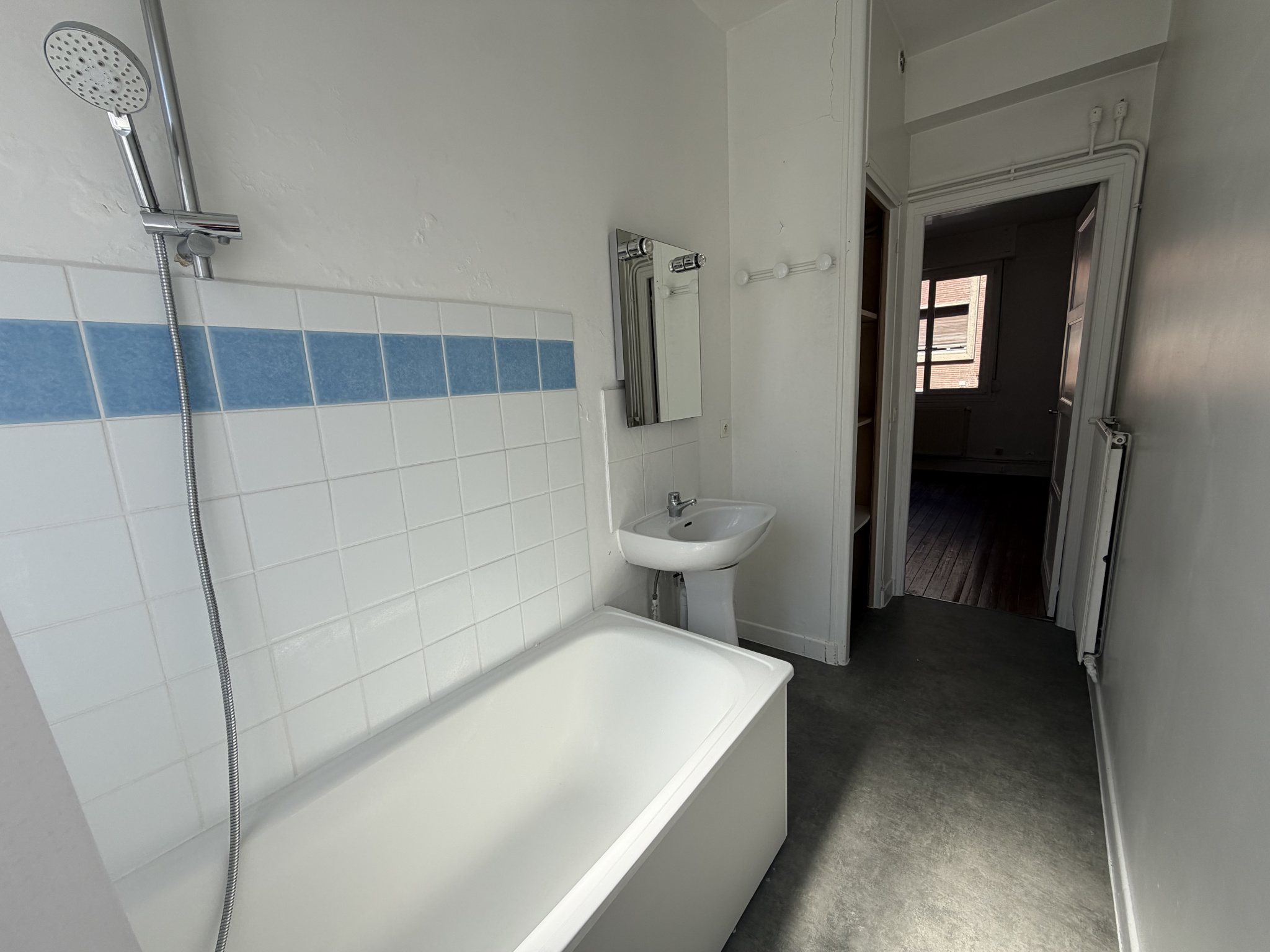 Immo80 – L'immobilier à Amiens et dans la Somme-AMIENS CENTRE VILLE : appartement T2  de 44,30 m2 avec Cave