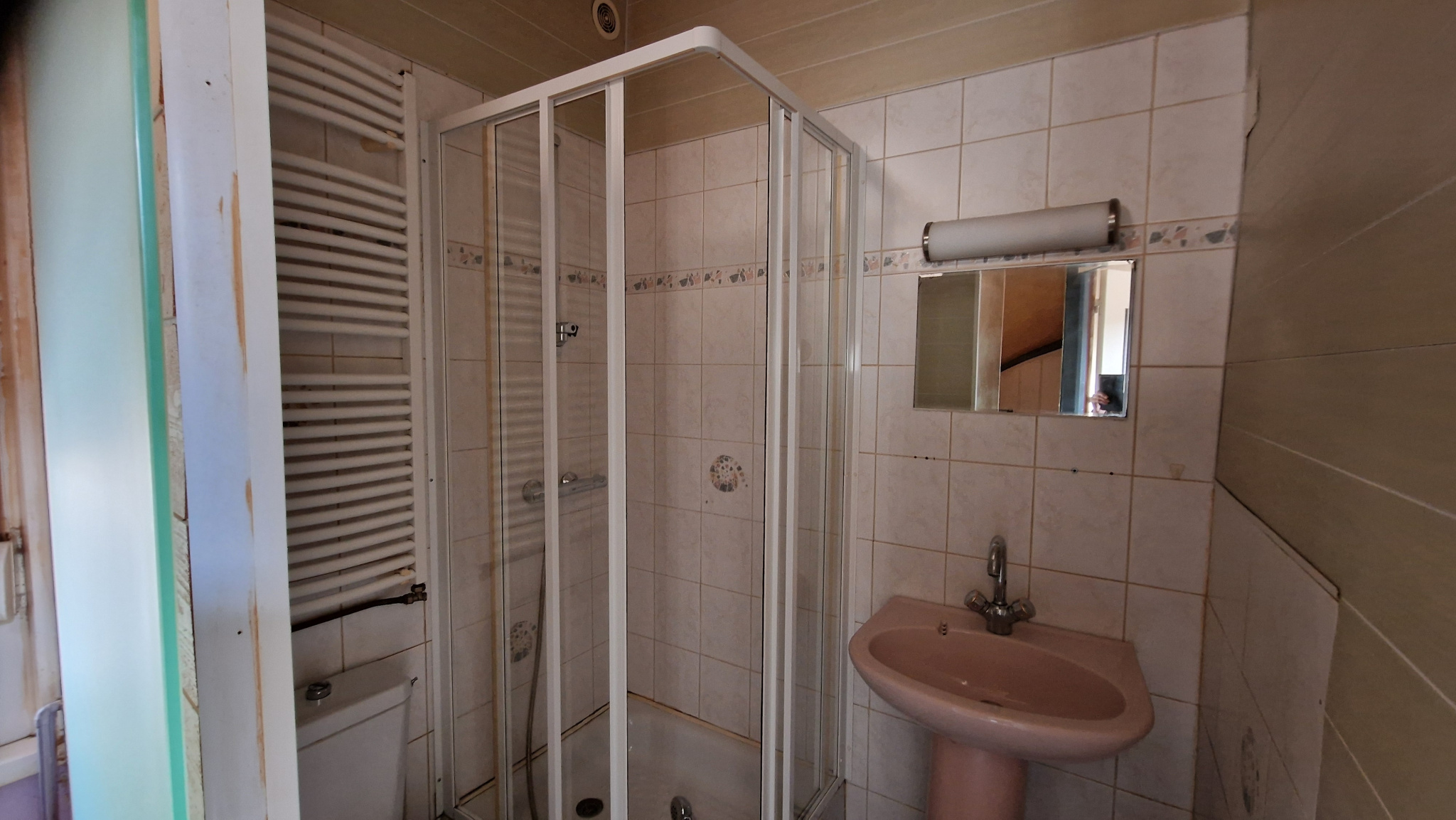 Immo80 – L'immobilier à Amiens et dans la Somme-AMIENS OUEST – secteur Route d’Abbeville  : AMIENOISE T3 avec cour