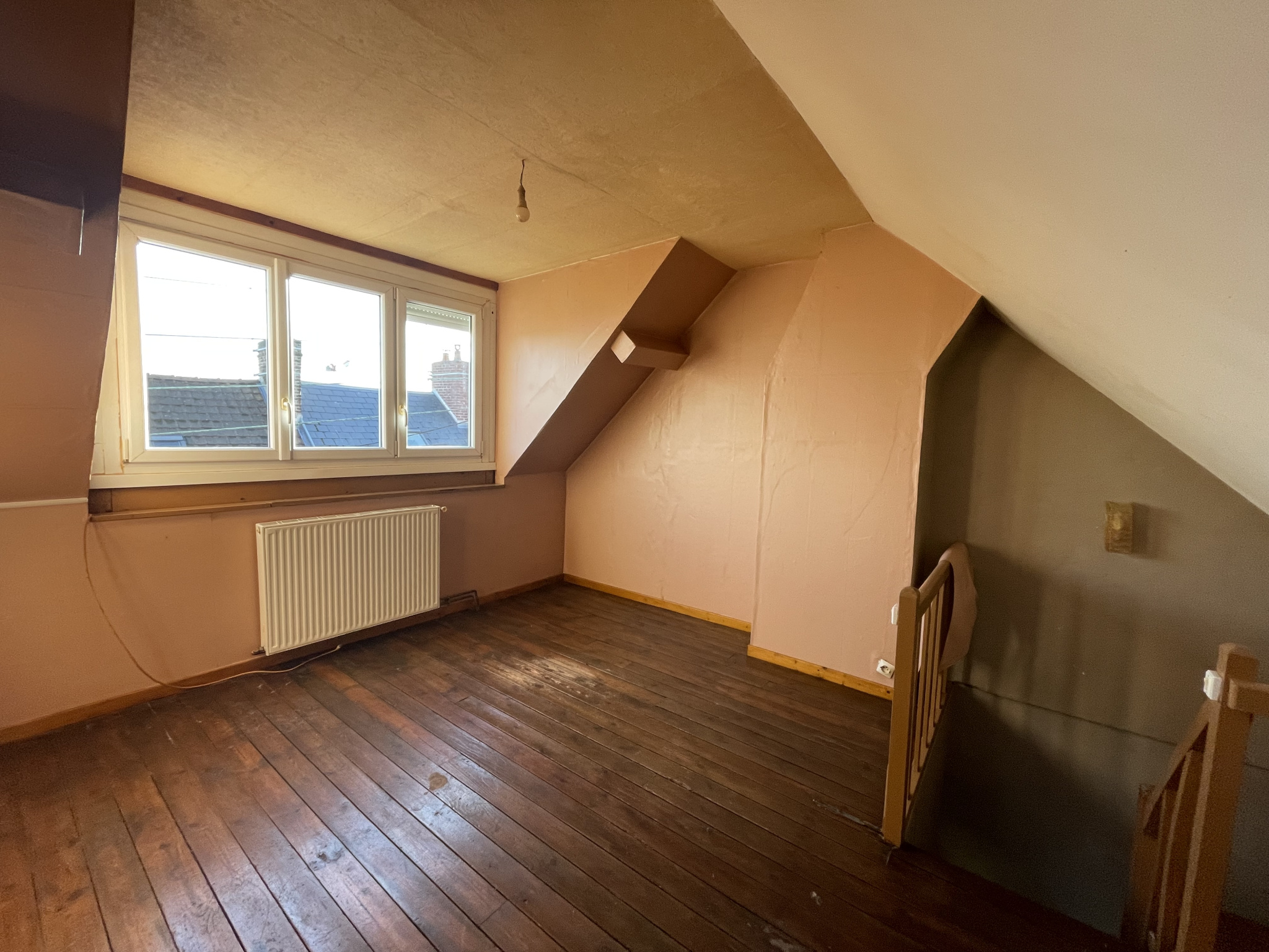 Immo80 – L'immobilier à Amiens et dans la Somme-AMIENS OUEST – secteur Route d&rsquo;Abbeville  : AMIENOISE T3 avec cour