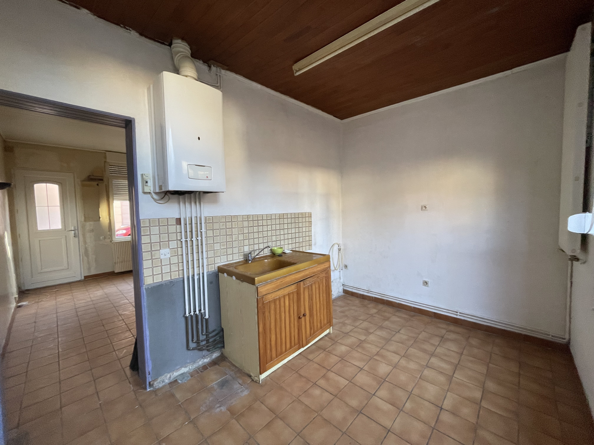 Immo80 – L'immobilier à Amiens et dans la Somme-AMIENS OUEST – secteur Route d’Abbeville  : AMIENOISE T3 avec cour