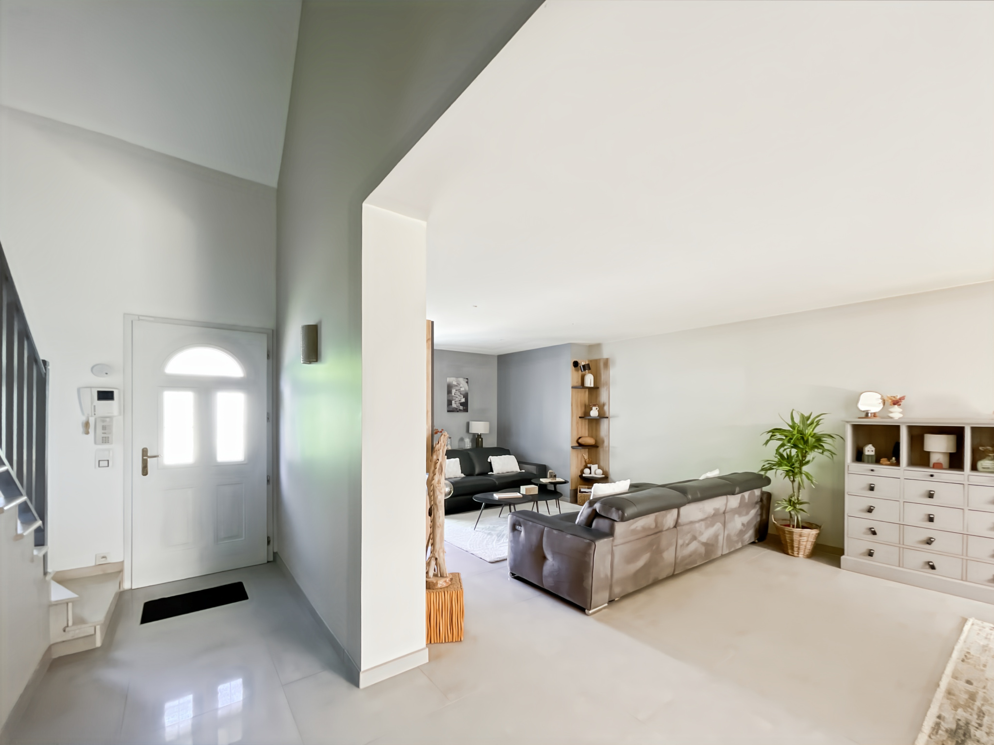 Immo80 – L'immobilier à Amiens et dans la Somme-BREUIL LE SEC : SUPERBE PAVILLON AVEC TERRASSE JARDIN ET GARAGE