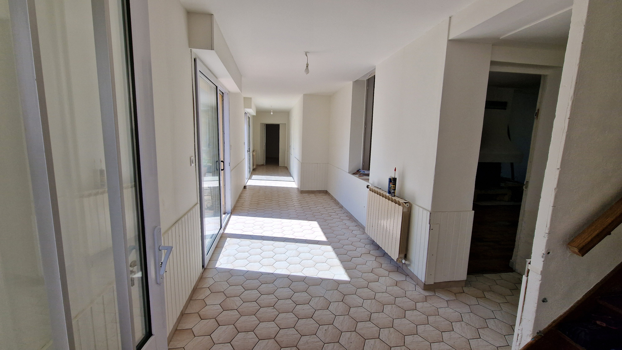 Immo80 – L'immobilier à Amiens et dans la Somme-ENNEMAIN : MAISON 7 PIECES AVEC GARAGES et JARDIN