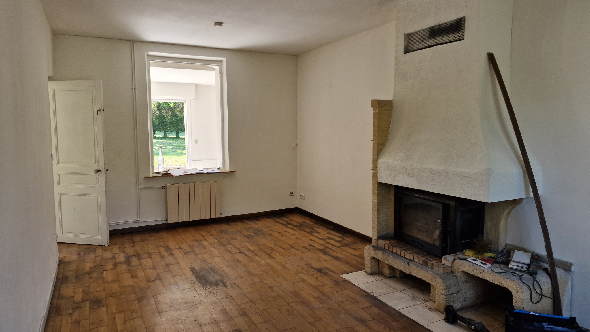 Immo80 – L'immobilier à Amiens et dans la Somme-ENNEMAIN : MAISON 7 PIECES AVEC GARAGES et JARDIN