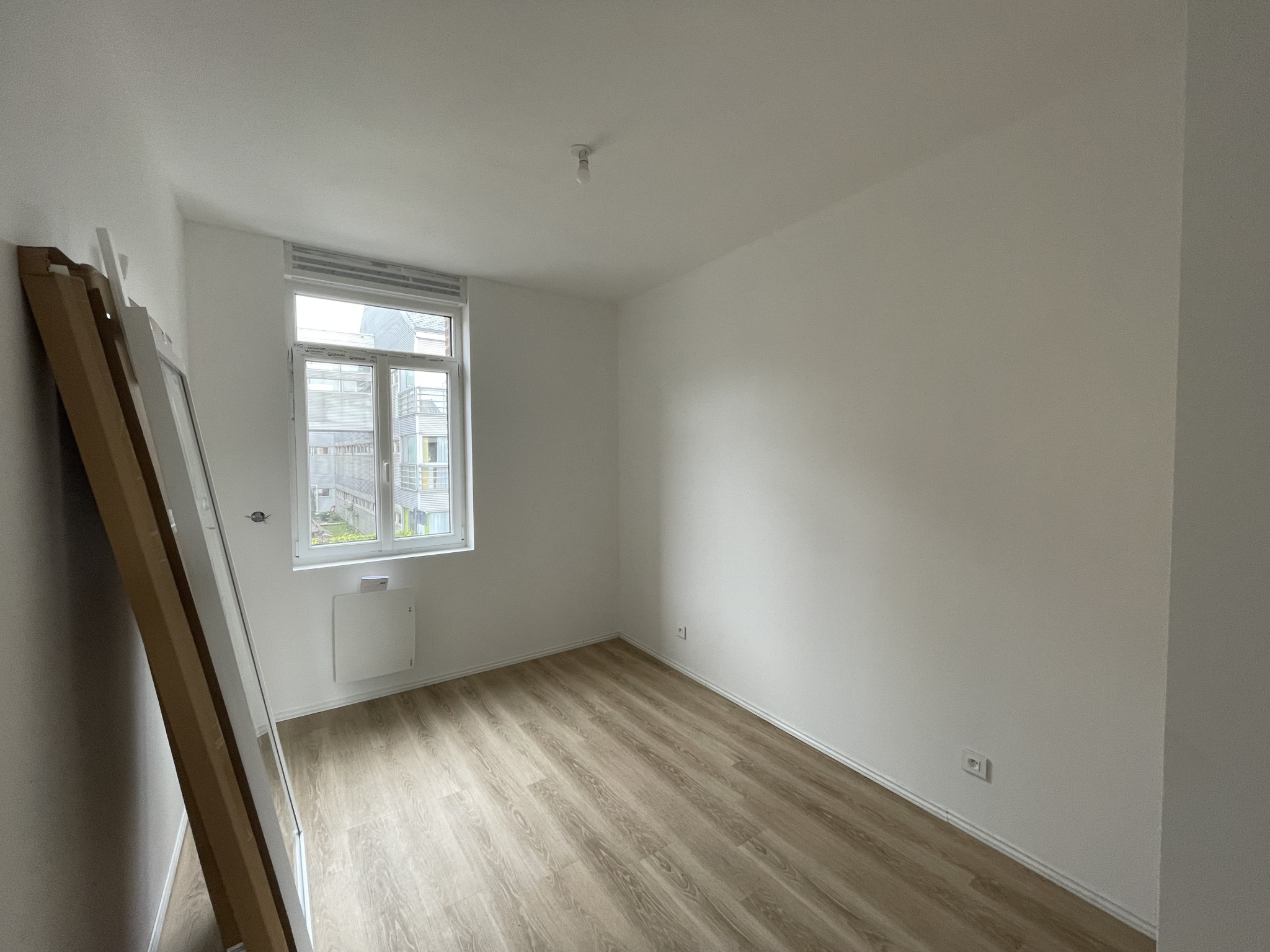 Immo80 – L'immobilier à Amiens et dans la Somme-AMIENS LA NEUVILLE : TRES JOLIE MAISON AMIENOISE T3 avec cour