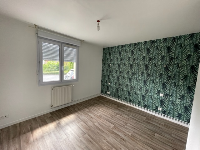 Immo80 – L'immobilier à Amiens et dans la Somme-AMIENS SUD – rue Victor Magnier : APPARTEMENT T2 au rez-de-chaussée d&rsquo;un pavillon individuel avec place de par