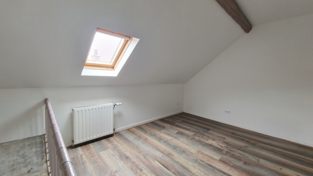 Immo80 – L'immobilier à Amiens et dans la Somme-AMIENS ST PIERRE – proximité du Bd de Beauvillé : MAISON AMIENOISE avec cour