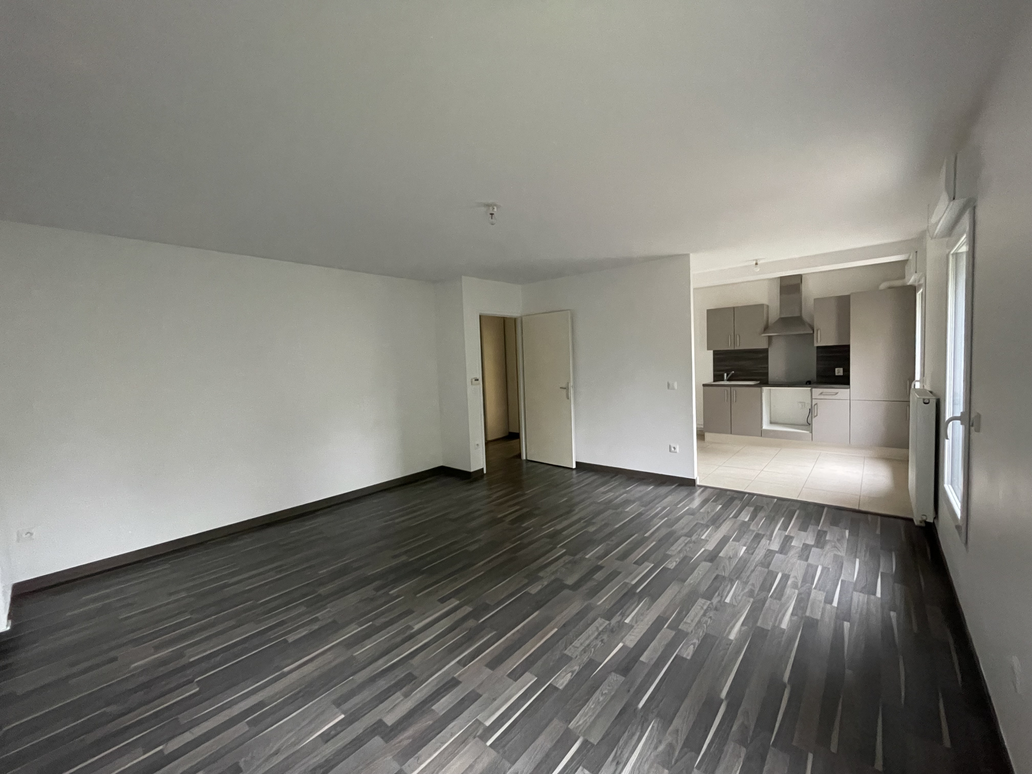 Immo80 – L'immobilier à Amiens et dans la Somme-AMIENS OUEST DANS RESIDENCE RECENTE : BEL APPARTEMENT T3 de 63.50 m2 avec parking