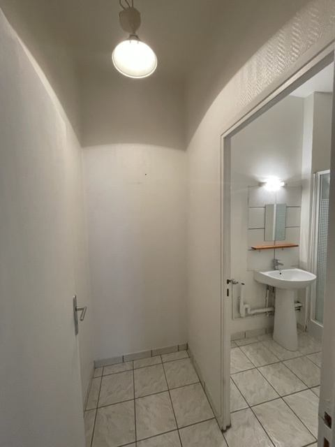 Immo80 – L'immobilier à Amiens et dans la Somme-AMIENS LA HOTOIE – rue de l&rsquo;Abbaye : BEL IMMEUBLE DIVISE en 5 logements loués