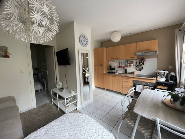 Immo80 – L'immobilier à Amiens et dans la Somme-AMIENS LA HOTOIE – rue de l&rsquo;Abbaye : BEL IMMEUBLE DIVISE en 5 logements loués