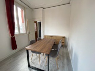 Immo80 – L'immobilier à Amiens et dans la Somme-IDEAL COLOCATION  –  AMIENS PROCHE DE LA GARE  : JOLIE MAISON AMIENOISE T3 MEUBLEE