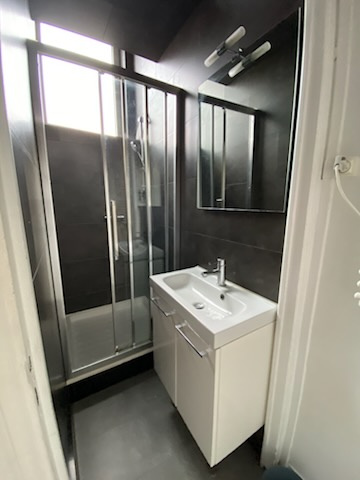 Immo80 – L'immobilier à Amiens et dans la Somme-IDEAL COLOCATION  –  AMIENS PROCHE DE LA GARE  : JOLIE MAISON AMIENOISE T3 MEUBLEE