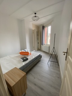 Immo80 – L'immobilier à Amiens et dans la Somme-IDEAL COLOCATION  –  AMIENS PROCHE DE LA GARE  : JOLIE MAISON AMIENOISE T3 MEUBLEE