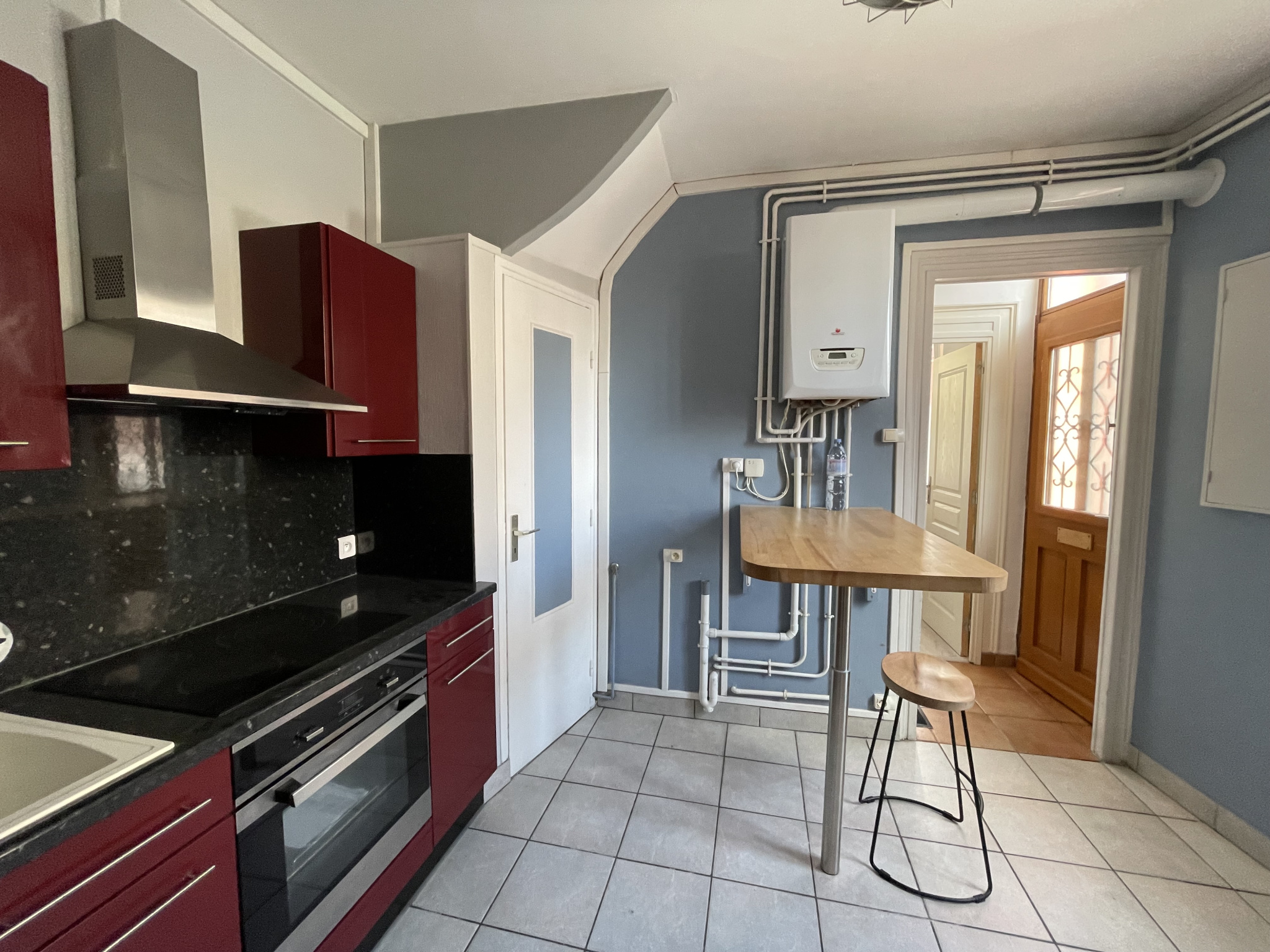 Immo80 – L'immobilier à Amiens et dans la Somme-IDEAL COLOCATION  –  AMIENS PROCHE DE LA GARE  : JOLIE MAISON AMIENOISE T3 MEUBLEE