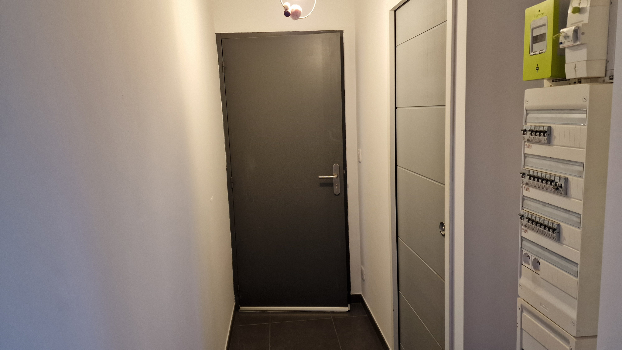 Immo80 – L'immobilier à Amiens et dans la Somme-AMIENS PROXIMITE DE LA GARE ET DU CENTRE VILLE : BEL APPARTEMENT de 28m2 au1er étage d&rsquo;une petite copropriété