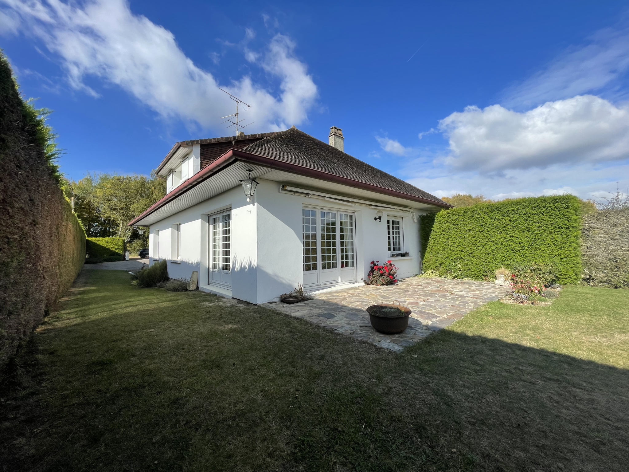 Immo80 – L'immobilier à Amiens et dans la Somme-SORTIE NORD D AMIENS – pour les AMOUREUX DE LA NATURE ET DES GRANDS ESPACES  : JOLI...