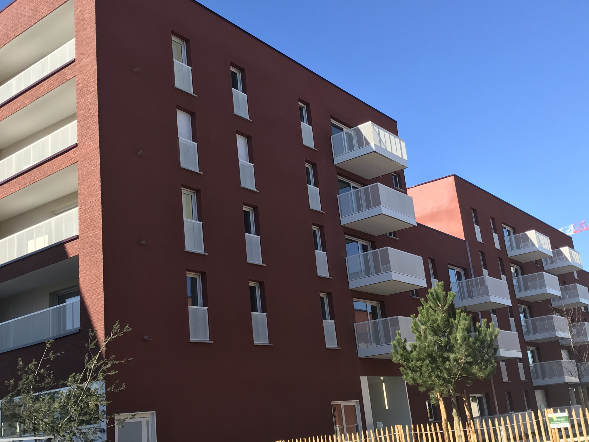 Immo80 – L'immobilier à Amiens et dans la Somme-AMIENS SUD  – prox CHU et CAMPUS : SUPERBE APPART T2 avec loggia et parking