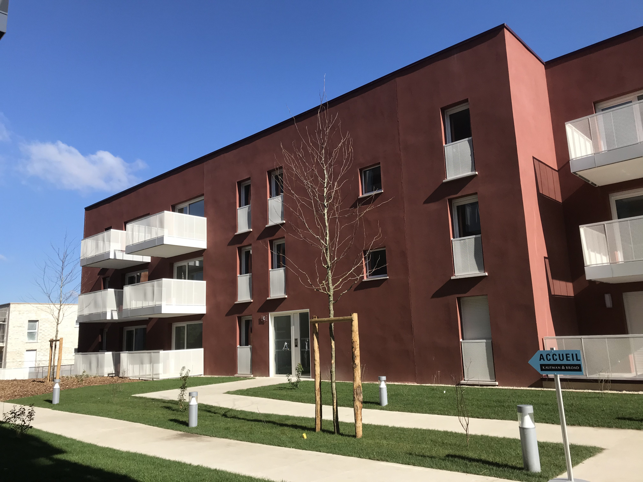 Immo80 – L'immobilier à Amiens et dans la Somme-AMIENS SUD  – prox CHU et CAMPUS : SUPERBE APPART T2 avec loggia et parking