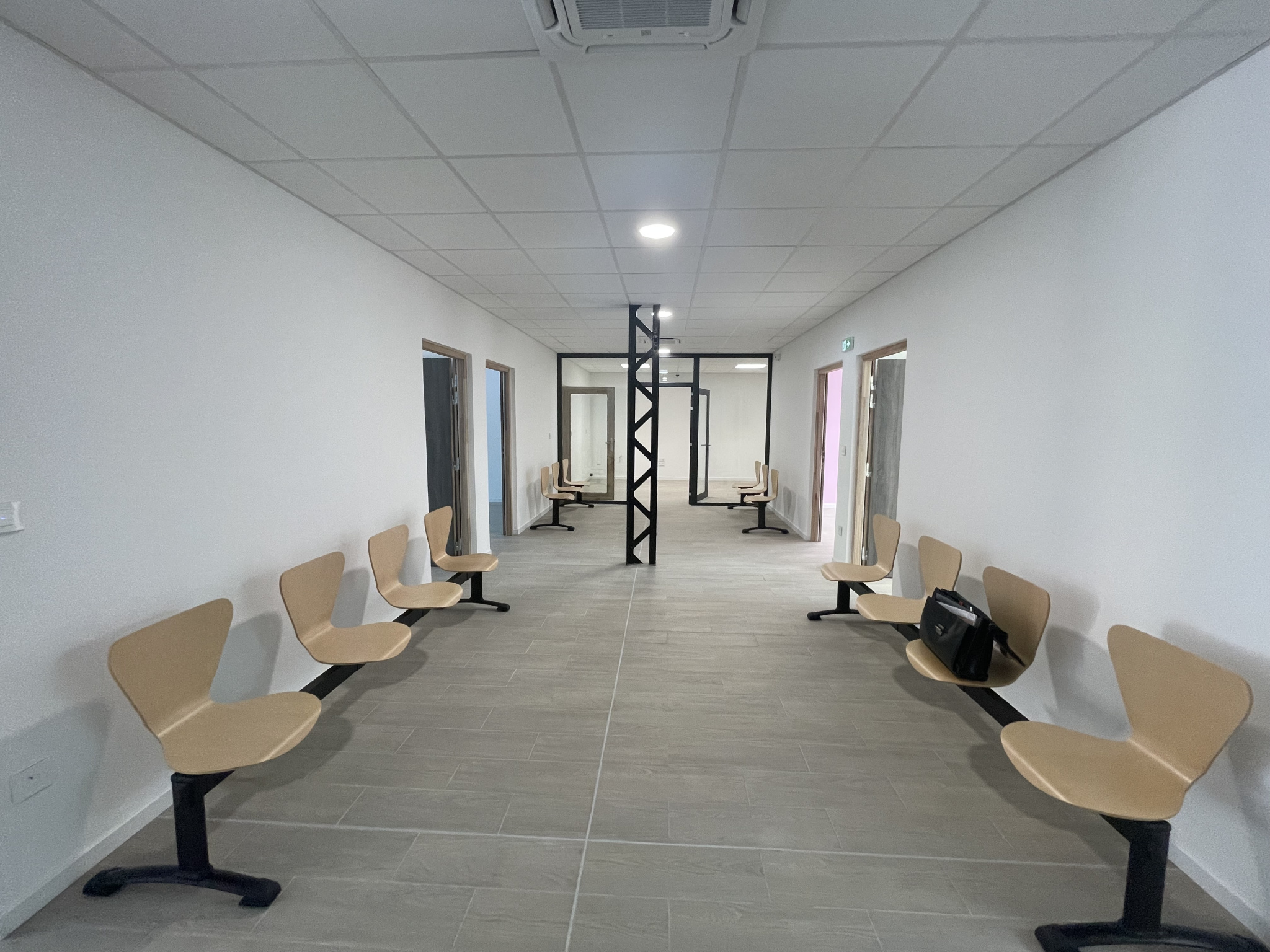 Immo80 – L'immobilier à Amiens et dans la Somme-PLEIN COEUR DE CORBIE : LOCAL A USAGE PROFESSIONNEL pour profession paramédicale