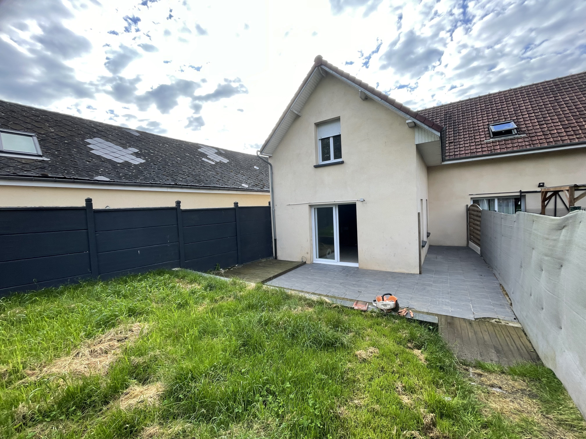 Immo80 – L'immobilier à Amiens et dans la Somme- BEAUVAL : MAISON T4 avec jardin