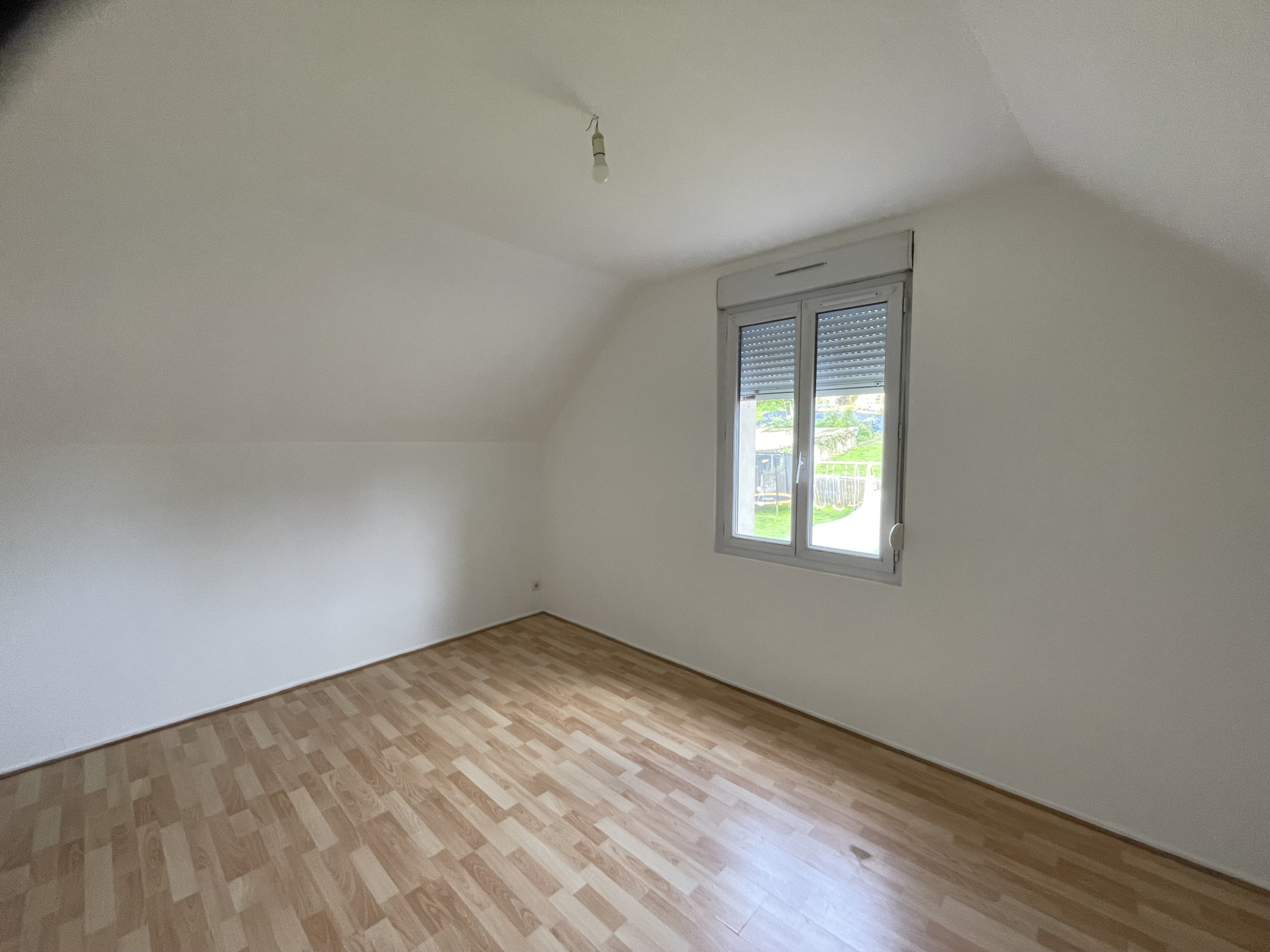 Immo80 – L'immobilier à Amiens et dans la Somme- BEAUVAL : MAISON T4 avec jardin
