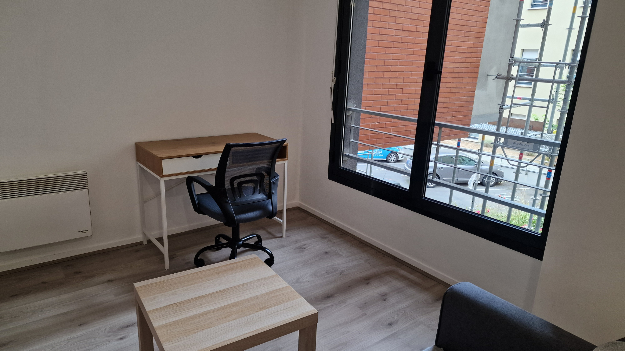 Immo80 – L'immobilier à Amiens et dans la Somme-CENTRE VILLE : STUDIO MEUBLE ENTIEREMENT REFAIT A NEUF