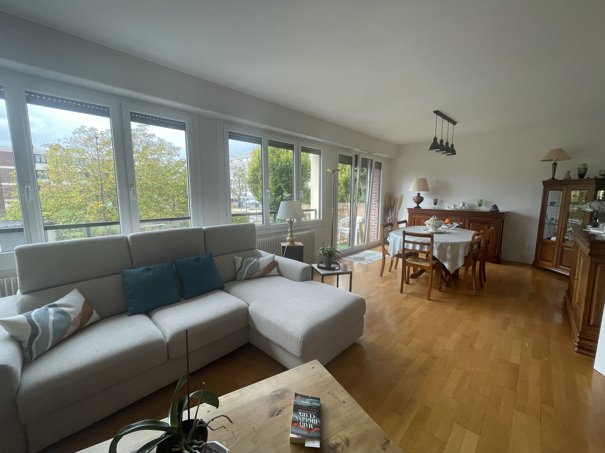 Immo80 – L'immobilier à Amiens et dans la Somme-AMIENS ST PIERRE – Parc René Coty : TRES BEL APPARTEMENT T4 de 92.85 m2 avec cave et garage