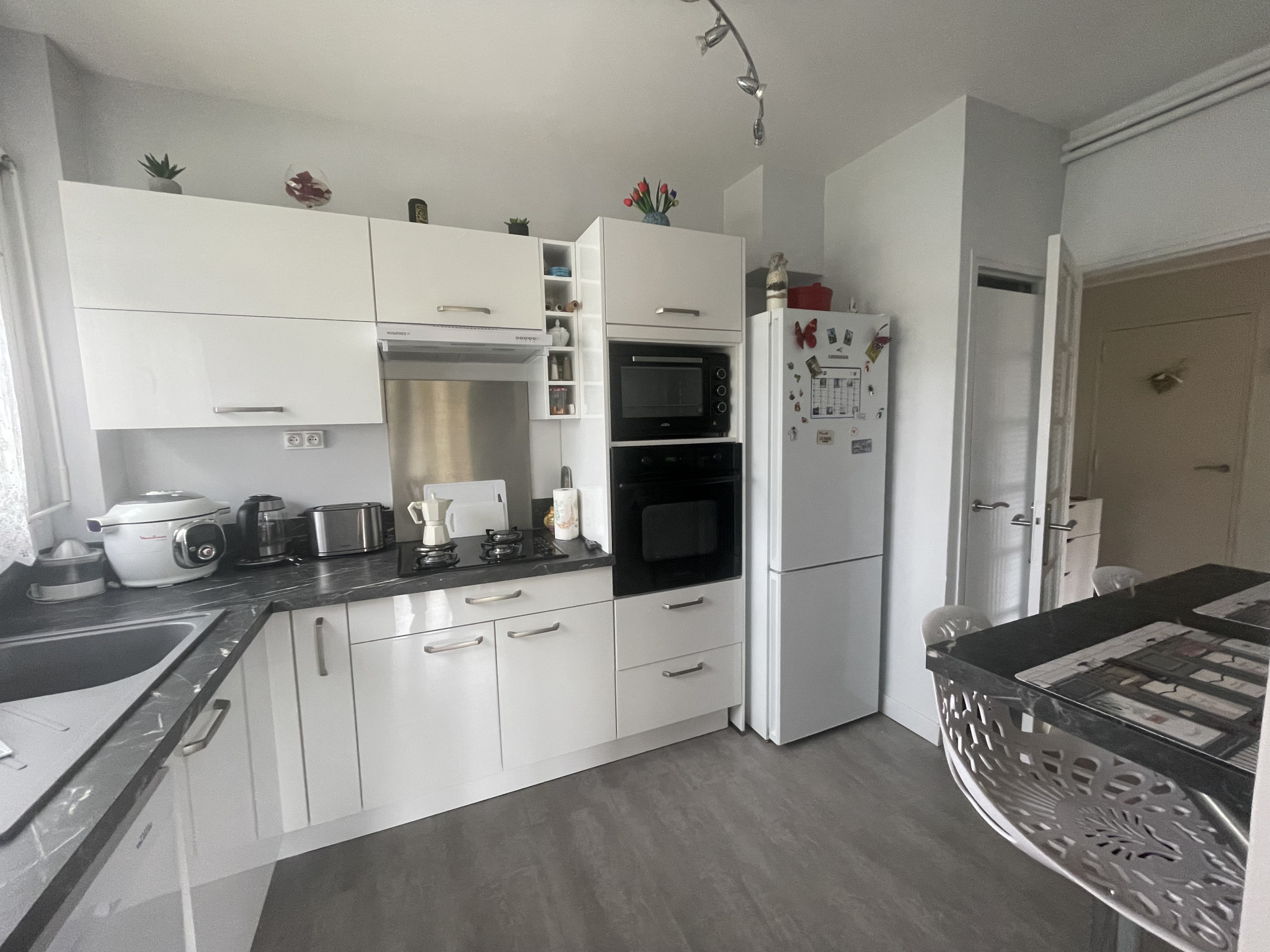 Immo80 – L'immobilier à Amiens et dans la Somme-AMIENS ST PIERRE – Parc René Coty : TRES BEL APPARTEMENT T4 de 92.85 m2 avec cave et garage