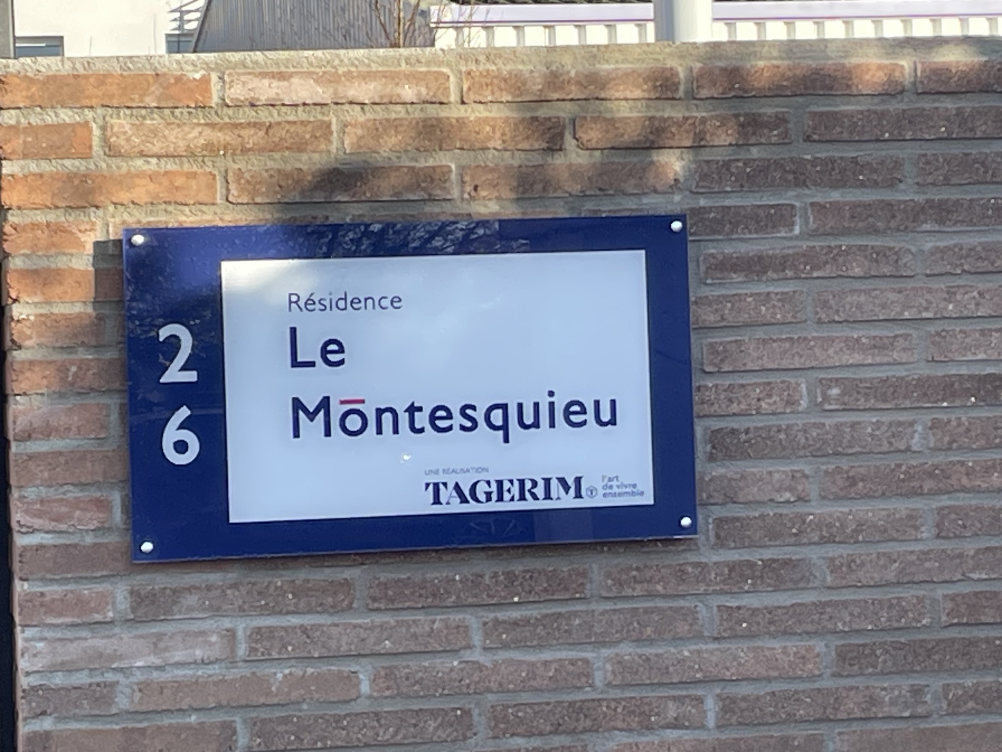 Immo80 – L'immobilier à Amiens et dans la Somme-AMIENS SECTEUR CITADELLE : TRES BEL APPARTEMENT T3 avec balcon et 2 parkings en sous-sol dans...