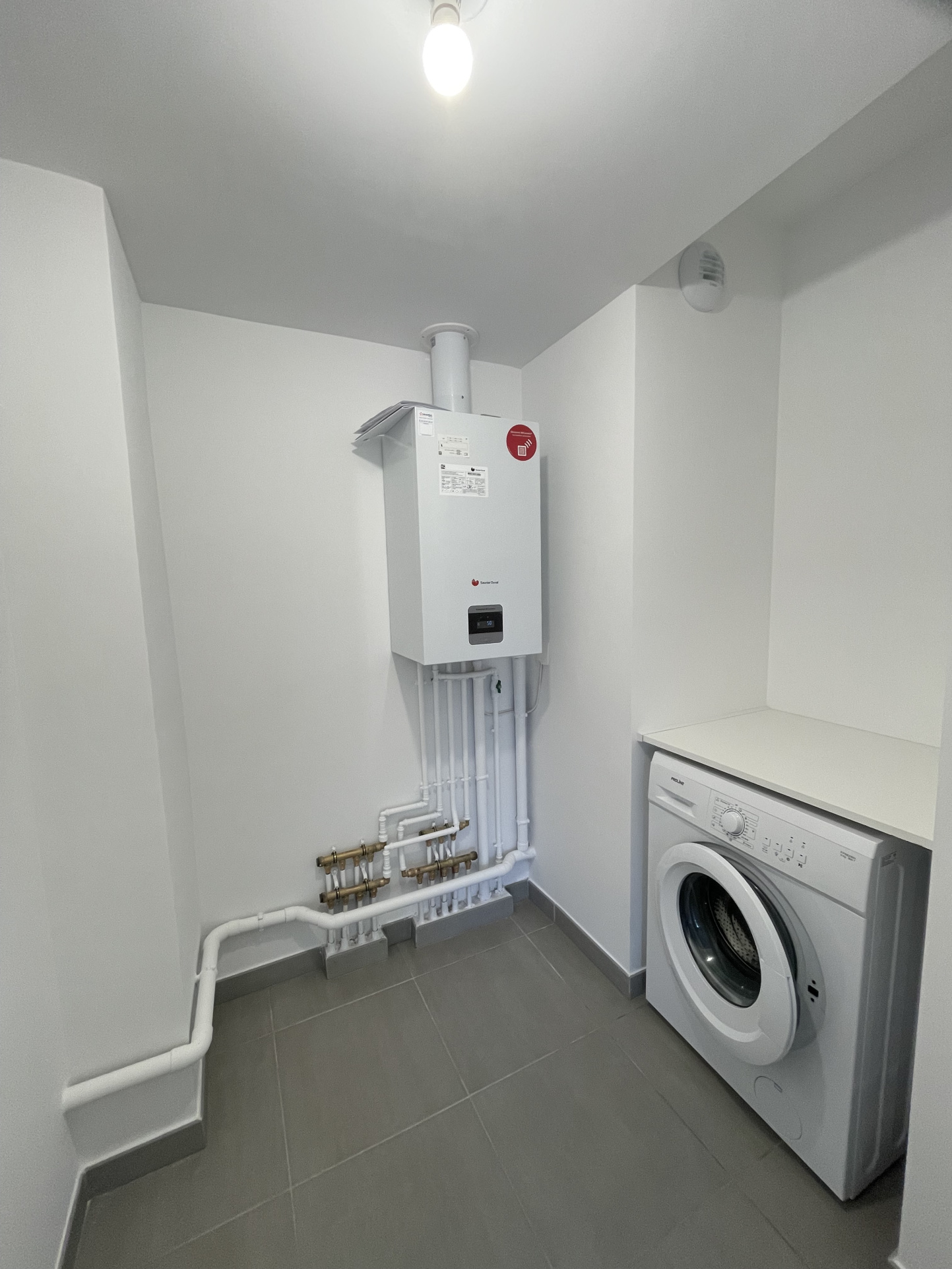 Immo80 – L'immobilier à Amiens et dans la Somme-AMIENS SECTEUR CITADELLE : TRES BEL APPARTEMENT T3 avec balcon et 2 parkings en sous-sol dans RESIDENCE NEUVE