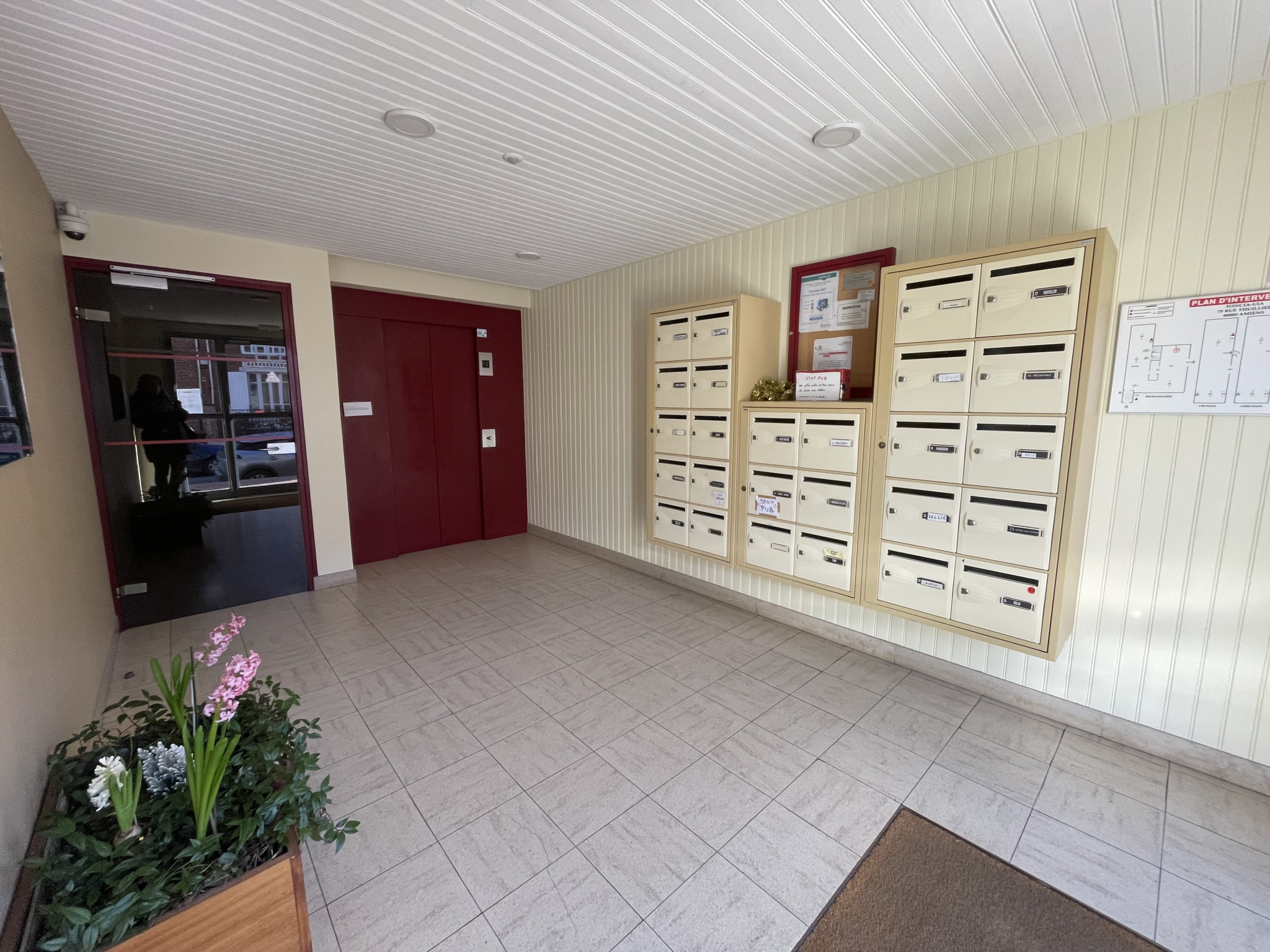 Immo80 – L'immobilier à Amiens et dans la Somme-AMIENS HENRIVILLE – rue Louis Thuillier : BEL APPARTEMENT T1 de 31,18 m2 avec cave