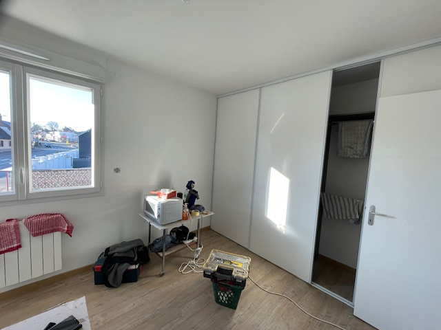 Immo80 – L'immobilier à Amiens et dans la Somme-QUERRIEU : TRES BEL APPARTMENT T3 NEUF avec terrasse