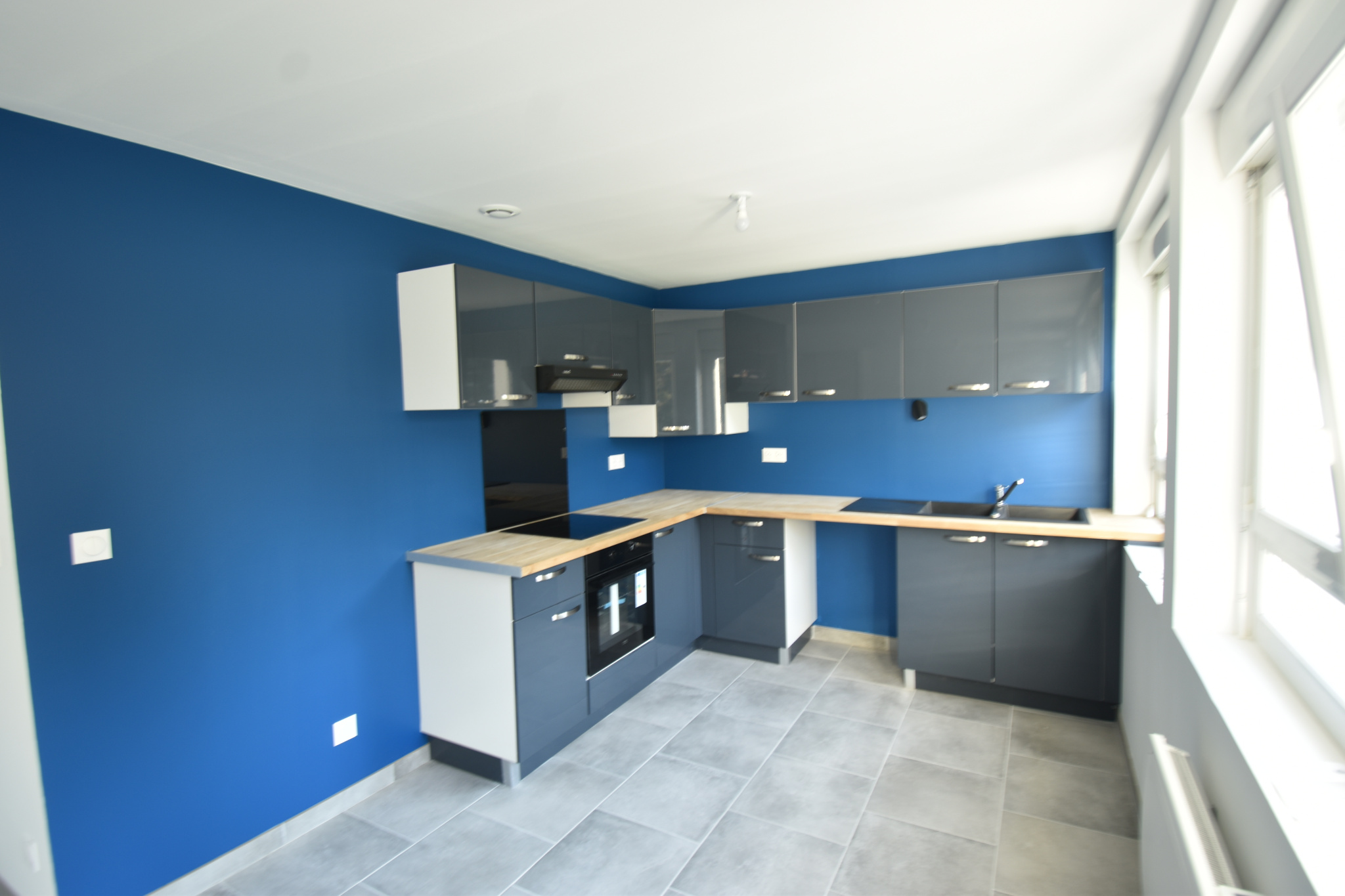 Immo80 – L'immobilier à Amiens et dans la Somme-CORBIE CENTRE VILLE : TRES BEL APPARTEMENT T3