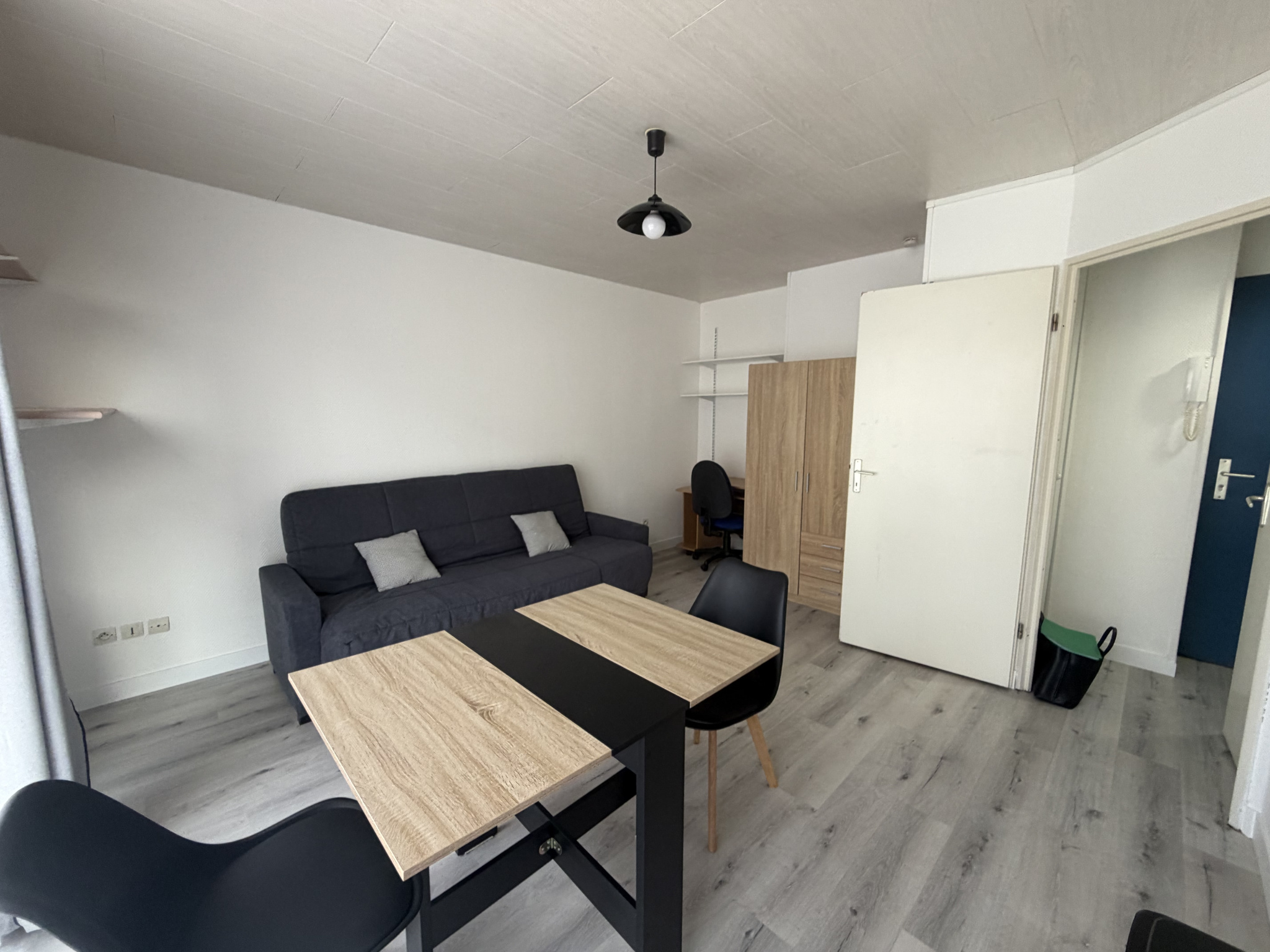 Immo80 – L'immobilier à Amiens et dans la Somme-AMIENS ST MAURICE – T1 MEUBLE DANS IMMEUBLE RECENT