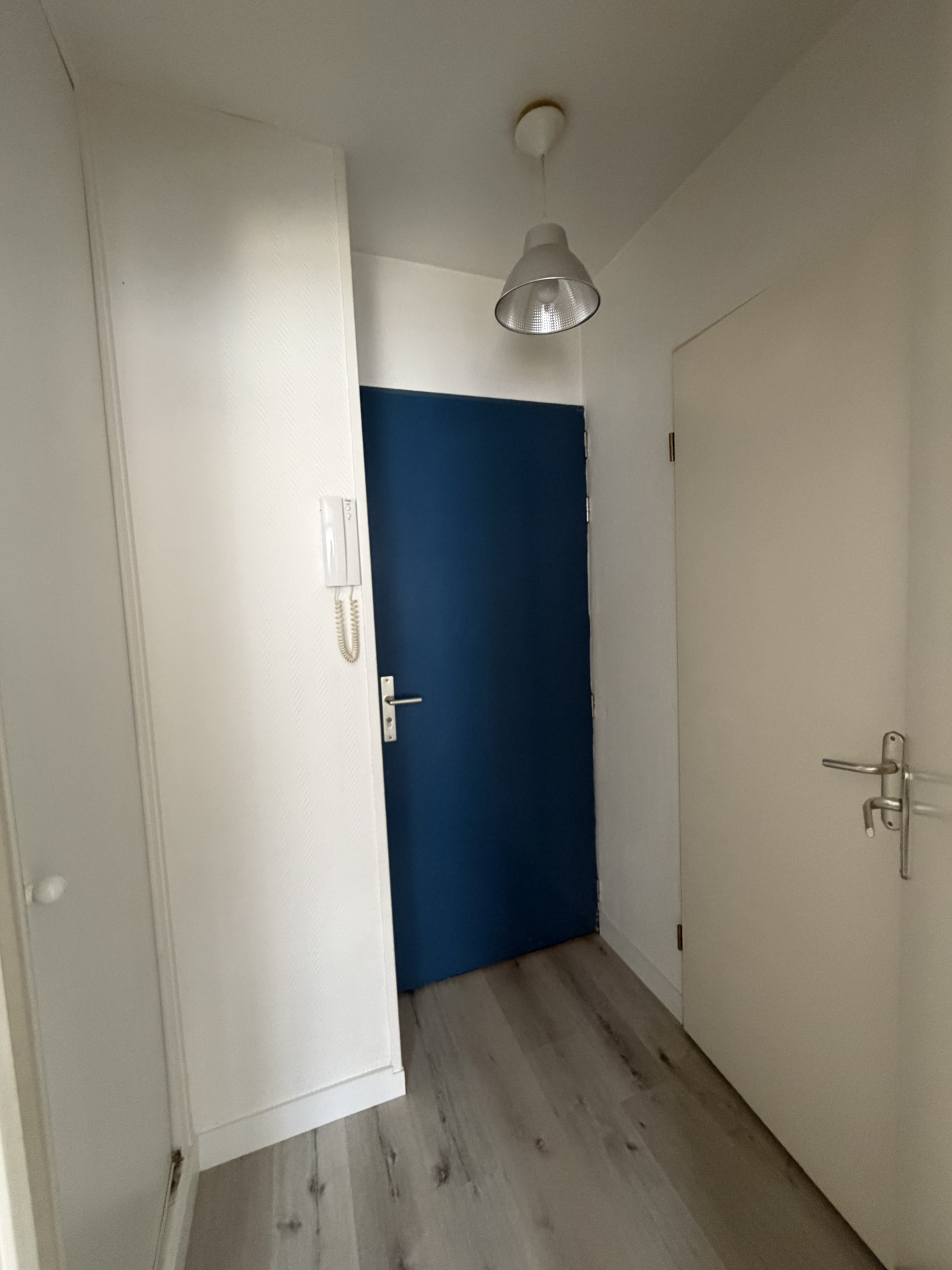 Immo80 – L'immobilier à Amiens et dans la Somme-AMIENS ST MAURICE – T1 MEUBLE DANS IMMEUBLE RECENT