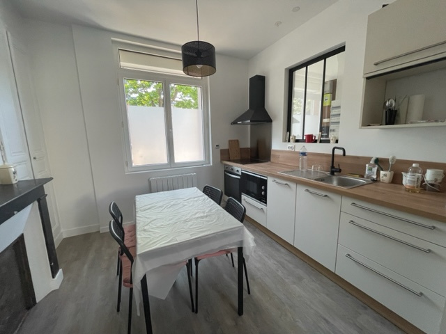 Immo80 – L'immobilier à Amiens et dans la Somme-AMIENS BD DE ST QUENTIN :  CHAMBRE MEUBLEE dans maison amiénoise REFAITE A NEUF EN EXCELLENT ETAT